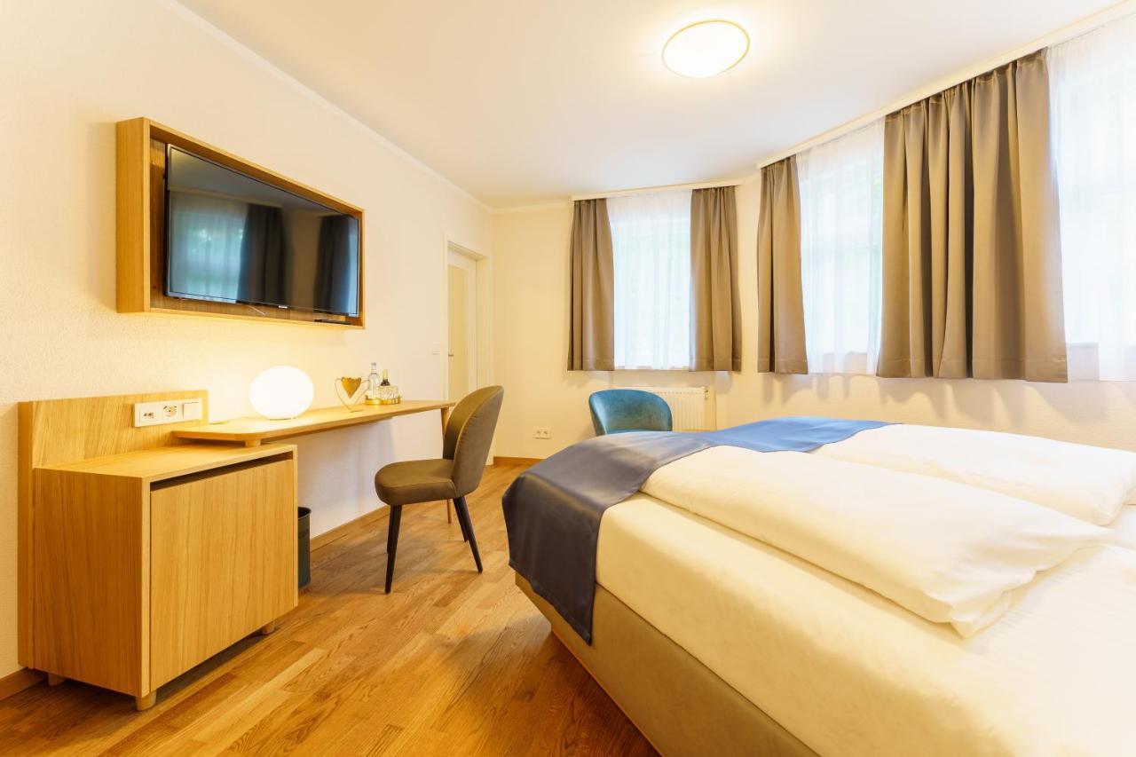 Hotel Wilder Mann Меерсбург Екстериор снимка