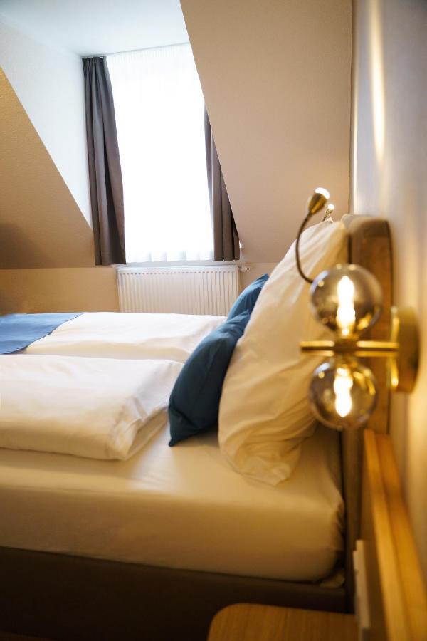 Hotel Wilder Mann Меерсбург Екстериор снимка