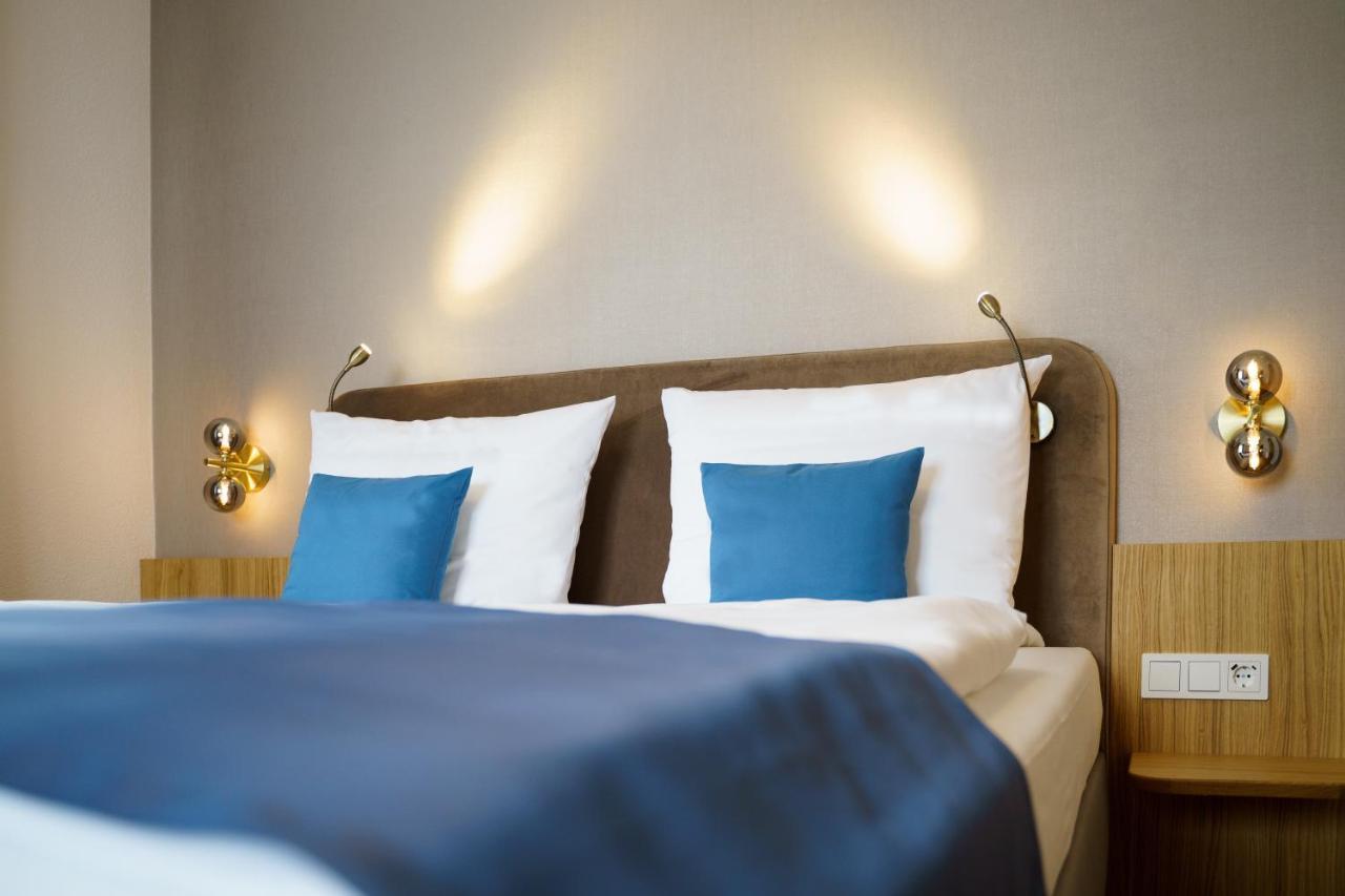 Hotel Wilder Mann Меерсбург Екстериор снимка